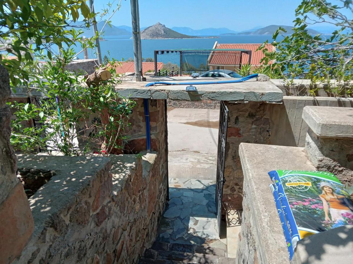 Fantastic House With A Wonderful View Of The Sea Villa Kapotidhes Ngoại thất bức ảnh